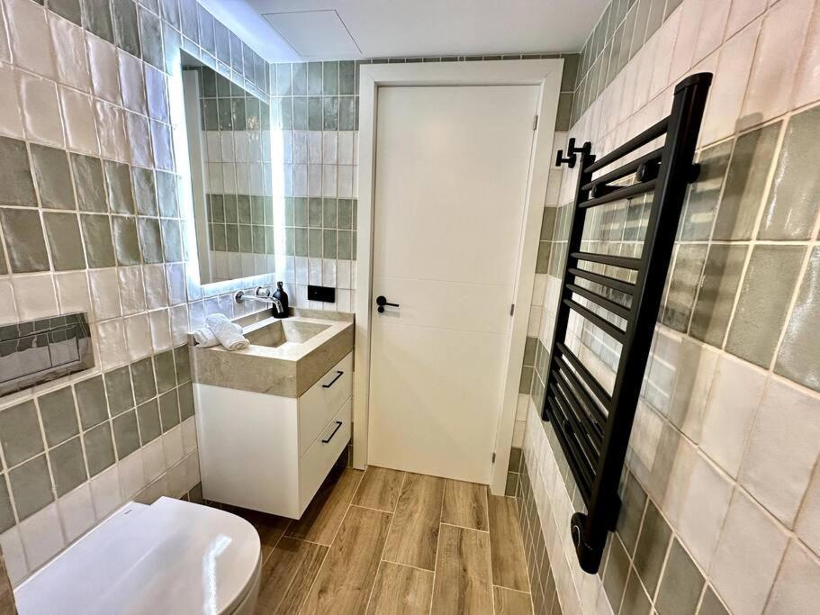 Apartment Moderno Y Acogedor Con Terraza “ Llebeig”