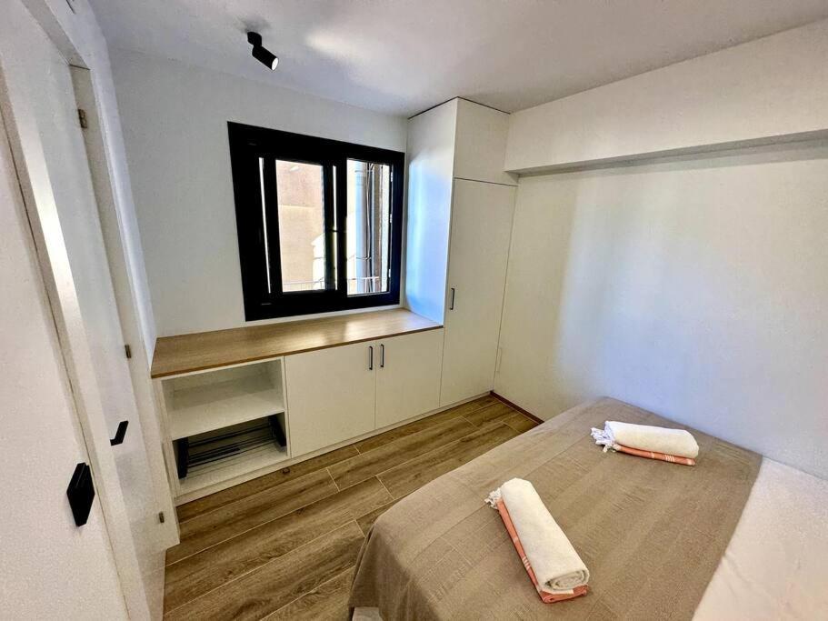 Apartment Moderno Y Acogedor Con Terraza “ Llebeig” *
