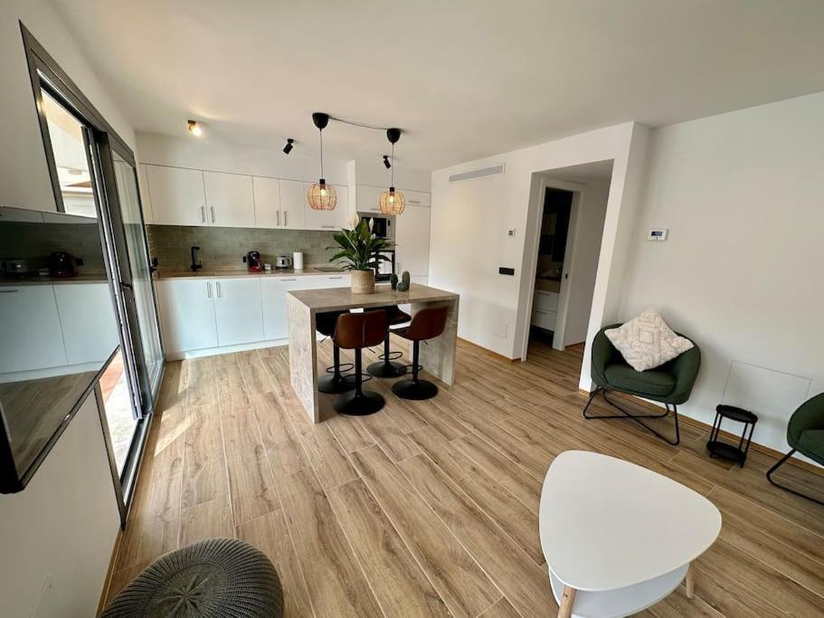 Apartment Moderno Y Acogedor Con Terraza “ Llebeig” Sóller